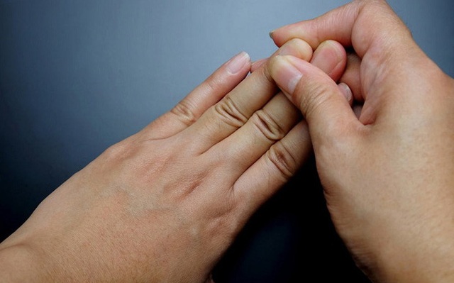 4 đặc điểm xuất hiện trên móng tay là dấu hiệu cảnh báo bệnh tiểu đường