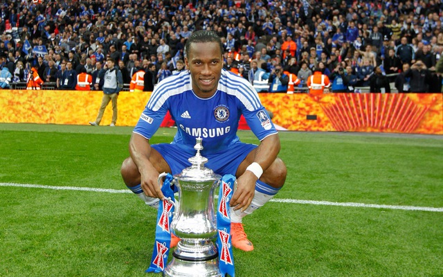 Điều gì đã giúp Didier Drogba từ "chân gỗ" đến huyền thoại Chelsea? Bí quyết đặc biệt mà ai cũng có thể áp dụng cho sự nghiệp của mình