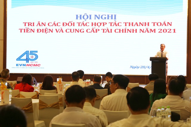  67% hóa đơn tiền điện tại TP HCM được thanh toán qua ví điện tử  - Ảnh 1.