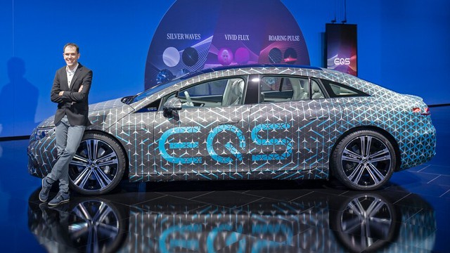 Siêu phẩm xe điện EQS của Mercedes-Benz tiếp tục lộ thông số: chạy gần 800 km cho một lần sạc - Ảnh 2.