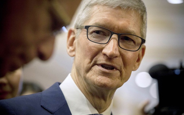 Ở tuổi 60, CEO Tim Cook úp mở về việc lãnh đạo Apple trong 10 năm tới