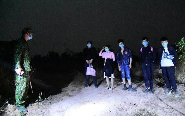 Đề nghị trục xuất 9 người Trung Quốc nhập cảnh trái phép vào Quảng Bình