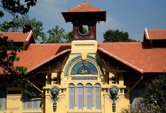 Five ancient schools in Vietnam, we thought we were living in a castle in the middle of Europe: if you don't have a rich family, all talented and talented people will be able to study - Photo 16.