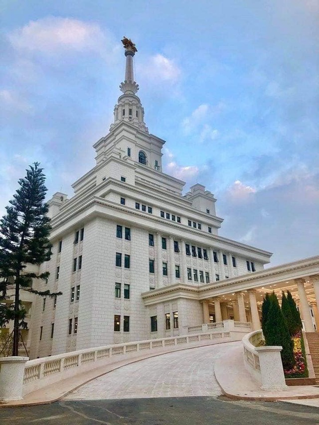 Five ancient schools in Vietnam, we thought we were living in a castle in the middle of Europe: if you don't have a rich family, all talented and talented people will be able to study - Photo 2.