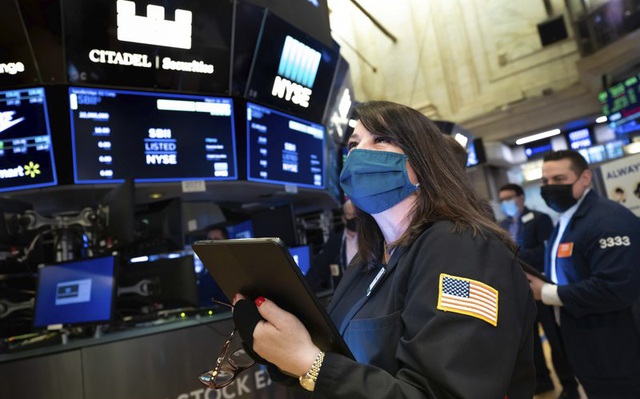 Cổ phiếu công nghệ thăng hoa, S&P 500 tiếp tục lập đỉnh