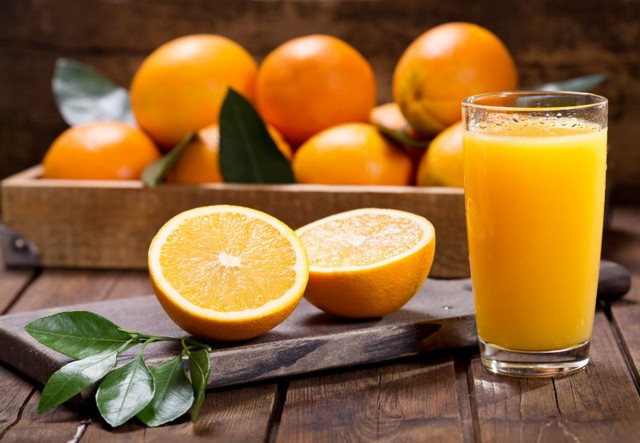 Trong ngày có một thời điểm tốt nhất để uống nước cam: Biết tận dụng thì hiệu quả tăng gấp đôi, đặc biệt là ngừa bệnh tim và đột quỵ - Ảnh 2.