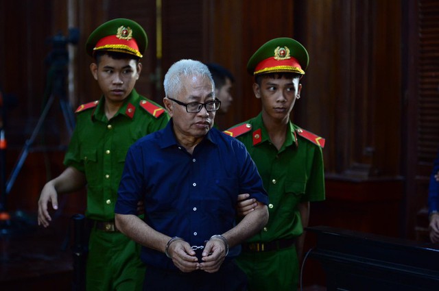  Ông Trần Phương Bình tiếp tục hầu toà trong ‘đại án’ DongABank  - Ảnh 1.