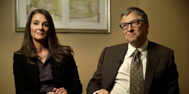 Truyền thông Mỹ cáo buộc Bill Gates vẫn gạ gẫm các nữ nhân viên khi có vợ, hé lộ góc khuất đằng sau hình ảnh tỷ phú từ thiện - Ảnh 2.