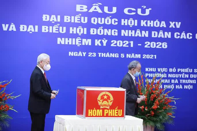  Những hình ảnh Tổng Bí thư Nguyễn Phú Trọng bỏ phiếu bầu cử  - Ảnh 6.