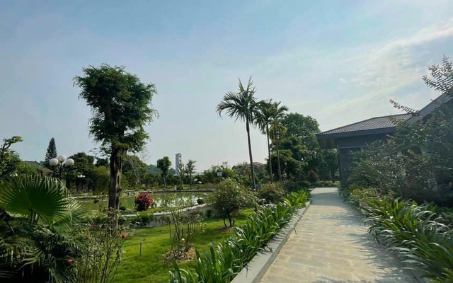 Một nhà vườn ở Lương Sơn (Hòa Bình) đang cần bán với giá 19,5 tỷ đồng.