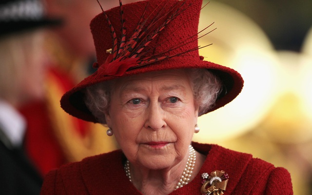 "Niềm đau" ở tuổi 95 của Nữ hoàng Elizabeth II: Cả một đời sóng gió, thăng thầm, đến tuổi già vẫn phải đau lòng vì cháu vì chắt