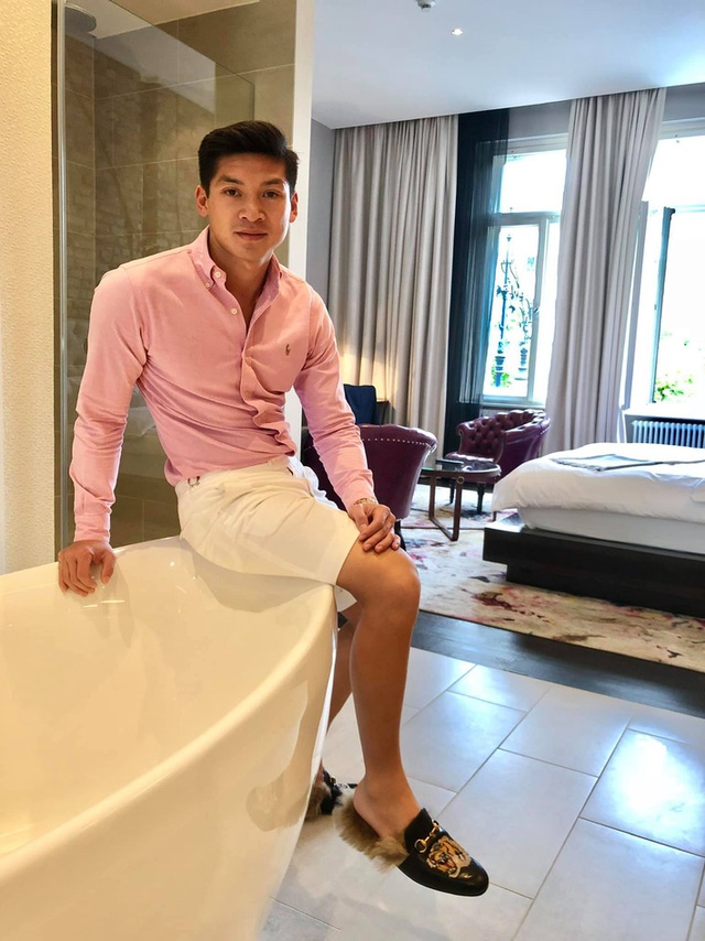 Thái Công khoe phòng tắm kết nối trực tiếp với phòng ngủ sang như khách sạn, dân tình phát hiện ra 1 chi tiết rất bất hợp lý - Ảnh 4.