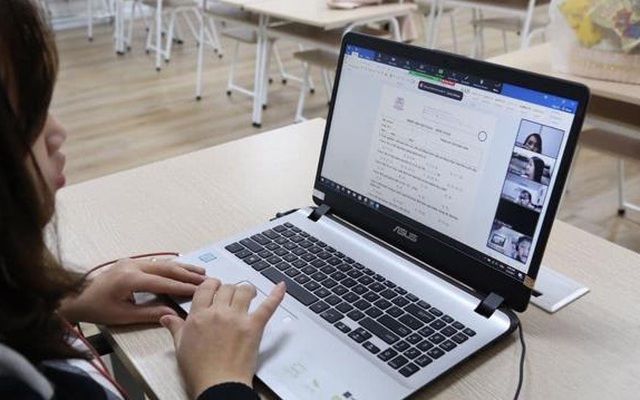 Học trực tuyến là phương án an toàn cho học sinh, sinh viên