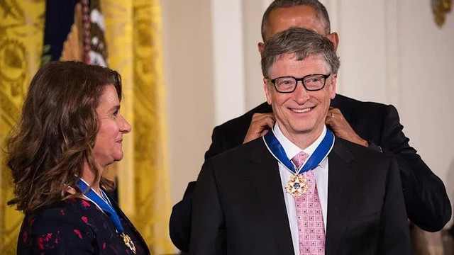 Cuộc hôn nhân 27 năm của vợ chồng tỷ phú Bill Gates qua những bức ảnh - Ảnh 8.