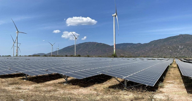 Sẽ cắt giảm khoảng 1,7 tỷ kWh điện từ năng lượng tái tạo trong năm 2021 - Ảnh 1. Sẽ cắt giảm khoảng 1,7 tỷ kWh điện từ năng lượng tái tạo trong năm 2021 - Ảnh 1.