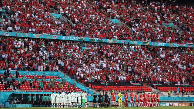Khán giả ngồi kín đặc khán đài như chưa từng có... COVID-19 trong trận Bồ Đào Nha vs Hungary tại Euro 2020 - Ảnh 4.
