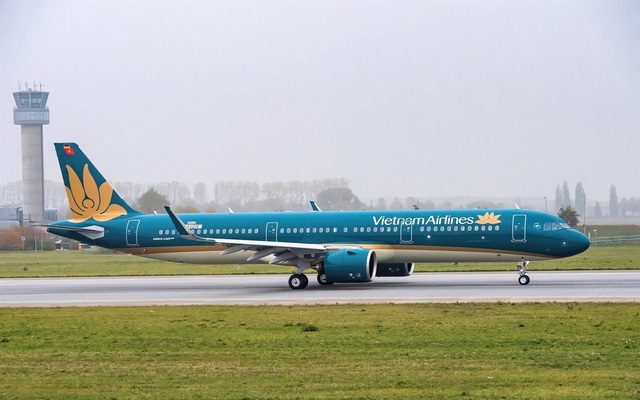 Vietnam Airlines dự kiến lỗ đến 10.000 tỷ trong 6 tháng, bên bờ vực phá sản