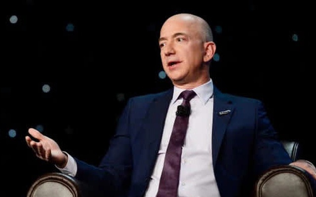 Jeff Bezos nói với giám đốc điều hành sau khi sản phẩm thất bại ê chề: "Anh không được dùng thời gian của mình cho việc buồn, dù chỉ là 1 phút"