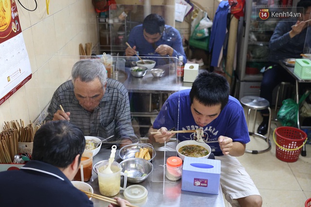 Hôm nay, ngày cả dân Hà Nội đi ăn phở - Ảnh 9.