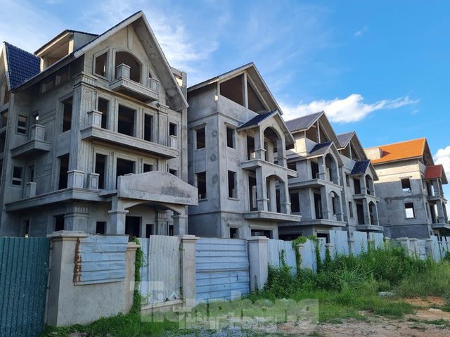  Điểm mặt các khu biệt thự triệu đô bỏ hoang ở Hà Nội trước đề xuất đánh thuế  - Ảnh 18.