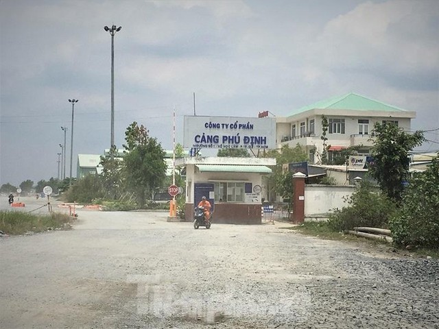  Tận thấy cảng Phú Định đang bị Công an TPHCM điều tra  - Ảnh 1.