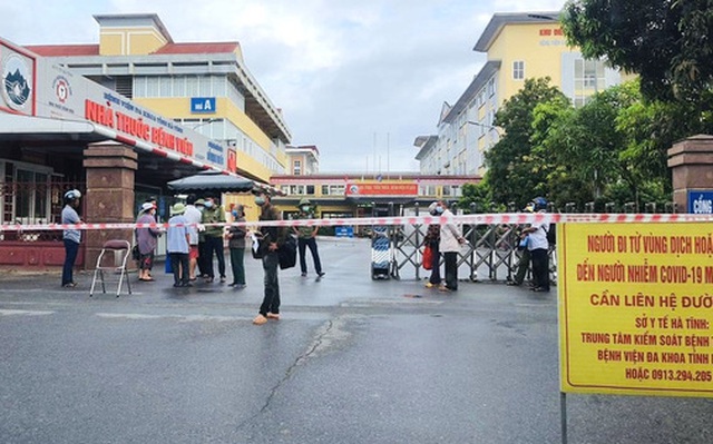 Bệnh viện đa khoa Hà Tĩnh bị phong tỏa vì 1 cán bộ bệnh viện nhiễm Covid-19.
