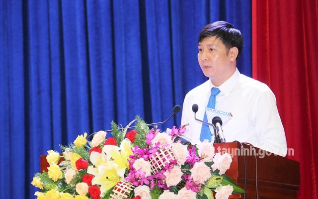 Ông Nguyễn Thành Tâm, Bí thư Tỉnh ủy, Chủ tịch HĐND tỉnh Tây Ninh khoá X phát biểu nhận nhiệm vụ ( Ảnh: tayninh.gov.vn)