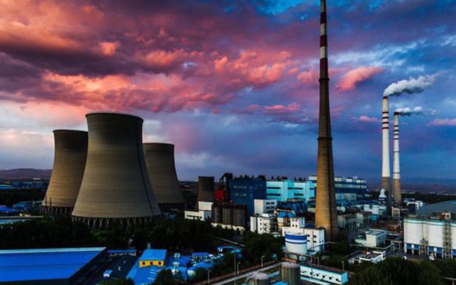 Nhiệt điện vẫn chiếm khoảng 60% sản lượng điện của Trung Quốc - Ảnh: Caixin.