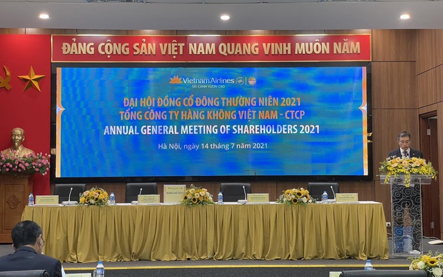 [LIVE] ĐHCĐ Vietnam Airlines: Cân nhắc phát hành thêm trái phiếu chuyển đổi, lập hãng hàng không hàng hoá ngay sau dịch bệnh