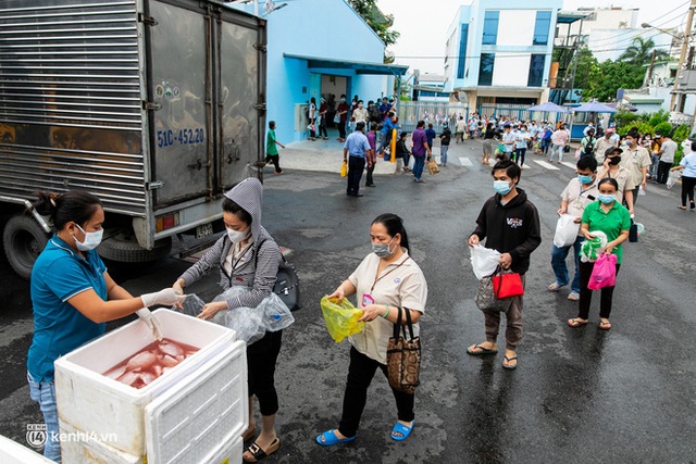 Khi cả nước hướng về Sài Gòn: Những lời kêu gọi, những quỹ từ thiện và chiến dịch tử tế ra đời để tiếp sức thành phố vượt qua dịch bệnh - Ảnh 10.