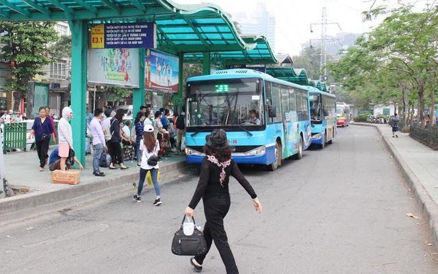 Xe buýt Hà Nội sụt giảm doanh thu bán vé gần 200 tỷ đồng vì COVID-19