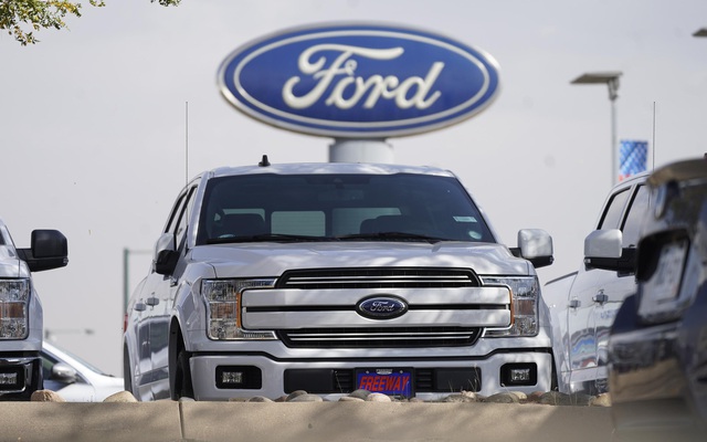 Chuyện thật như đùa: Ford định chuyển xe thiếu chip đến đại lý, bao giờ có sẽ lắp sau
