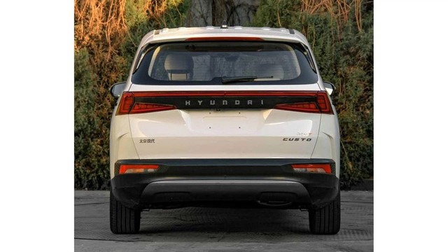 Hyundai Custo lộ diện – MPV lạ mắt trong hình hài Tucson - Ảnh 6.