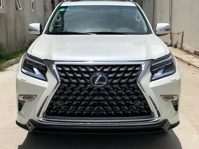 Thợ Việt lột xác Lexus GX 460 giá 2 tỷ thành xe gần 6 tỷ với chi phí 300 triệu đồng, người thường khó nhận ra - Ảnh 2.