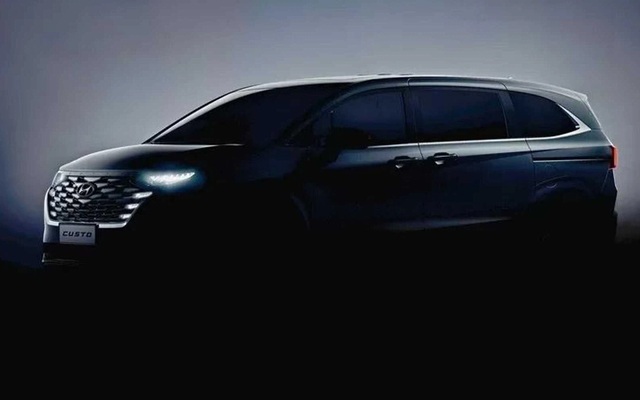 Hyundai Custo lộ diện – MPV lạ mắt trong hình hài Tucson