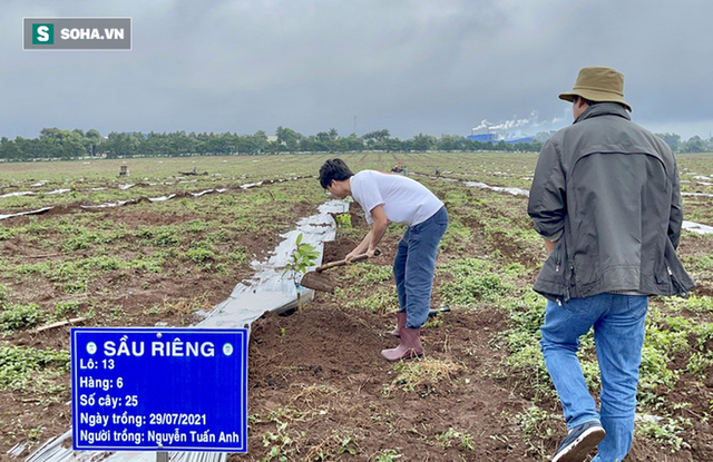 Bầu Đức, Công Phượng hóa nông dân trước ngày quân HAGL lên tập trung đội tuyển Việt Nam - Ảnh 1.