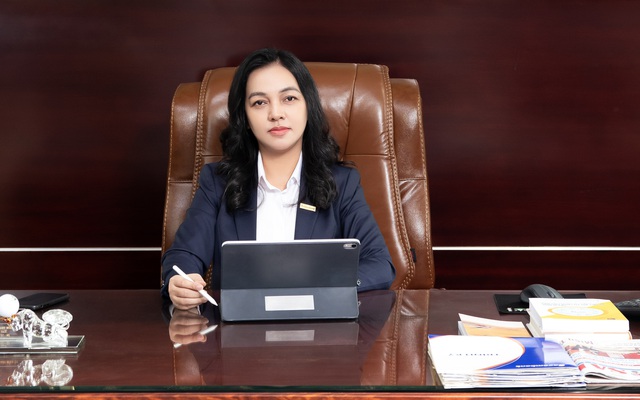 Bà Nguyễn Đức Thạch Diễm, Thành viên HĐQT kiêm Tổng giám đốc Sacombank