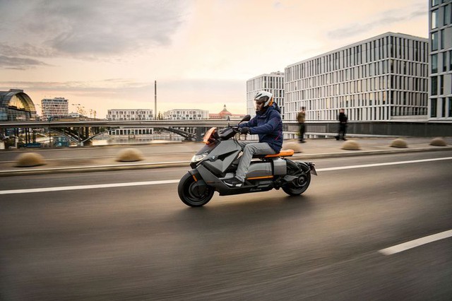 Xe máy điện chất như nước cất giá 12.000 USD của BMW - Ảnh 14.
