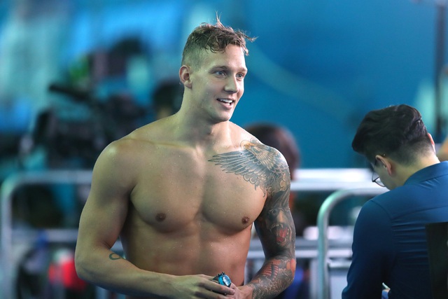 VĐV xuất sắc nhất Olympic 2020 Caeleb Dressel: Thành công nhờ chấp nhận dọn giường giúp vợ - Ảnh 4.