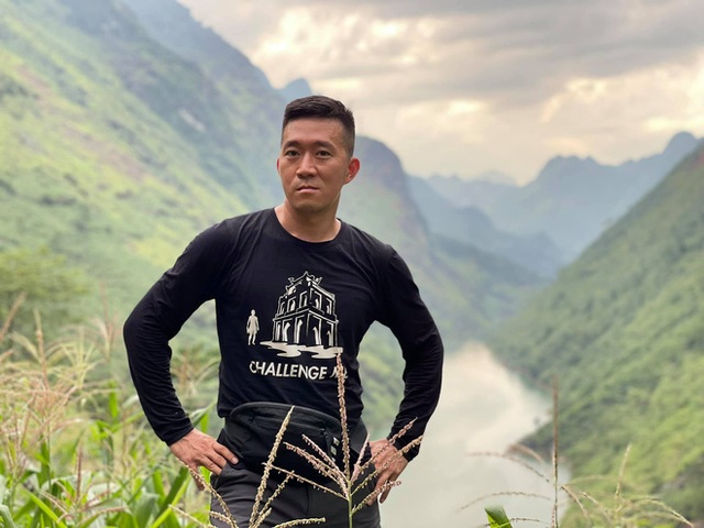 YouTuber máu liều nhất Việt Nam: Đi khắp đất nước khám phá toàn địa điểm rùng rợn, thu nhập mỗi tháng có khi lên đến cả trăm triệu đồng - Ảnh 1.