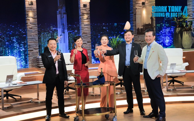 Kỷ lục của Shark Tank mùa 4: 35 thương vụ được đầu tư với số tiền gần 205 tỷ đồng, Shark Liên có nhiều thương vụ nhất