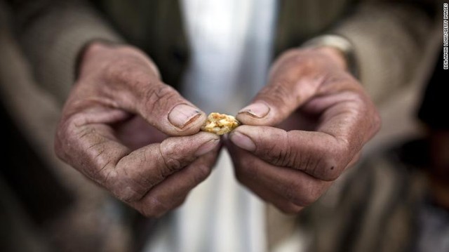 Taliban đang ngồi trên đống vàng trị giá 1.000 tỷ USD - Ảnh 2.