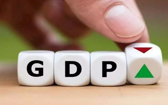 “Chắc chắn phải hạ dự báo tăng trưởng GDP”