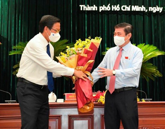  Ngày 24/8, bầu Chủ tịch UBND TPHCM thay ông Nguyễn Thành Phong  - Ảnh 2.