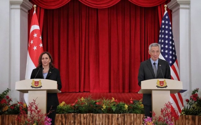 Phó Tổng thống Mỹ Kamala Harris phát biểu ở Singapore: Mỹ cam kết trở thành kho vắc xin của thế giới