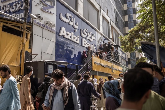 Các ngân hàng Afghanistan đang chuẩn bị cho kịch bản tồi tệ nhất? - Ảnh 1.