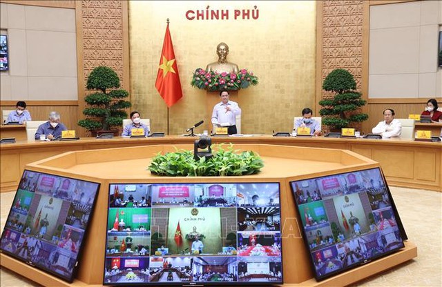  Thủ tướng Phạm Minh Chính: Đã hy sinh kinh tế, thực hiện giãn cách xã hội thì phải sớm đạt mục tiêu kiềm chế dịch bệnh  - Ảnh 2.