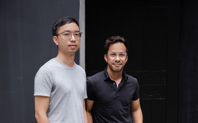 Hai người sáng lập của Vietcetera: Hào Trần (trái) và Guy Trương (phải)