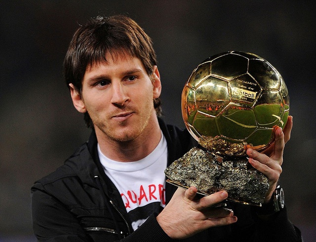 Toàn bộ sự nghiệp vĩ đại của Messi tại Barcelona qua ảnh - Ảnh 11.