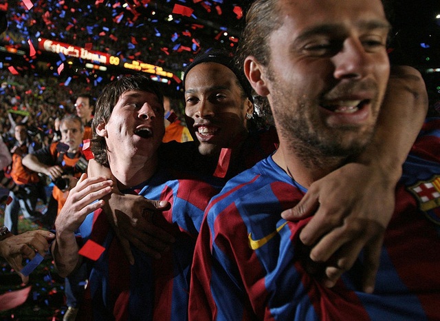 Toàn bộ sự nghiệp vĩ đại của Messi tại Barcelona qua ảnh - Ảnh 7.